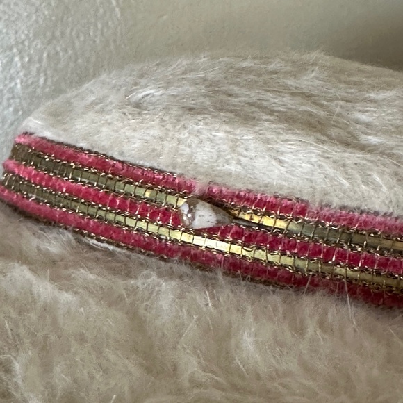 SUPERB 1950\'s IVORY FURRY FELT CART WHEEL HAT + RED/GOLD BAND main image 8